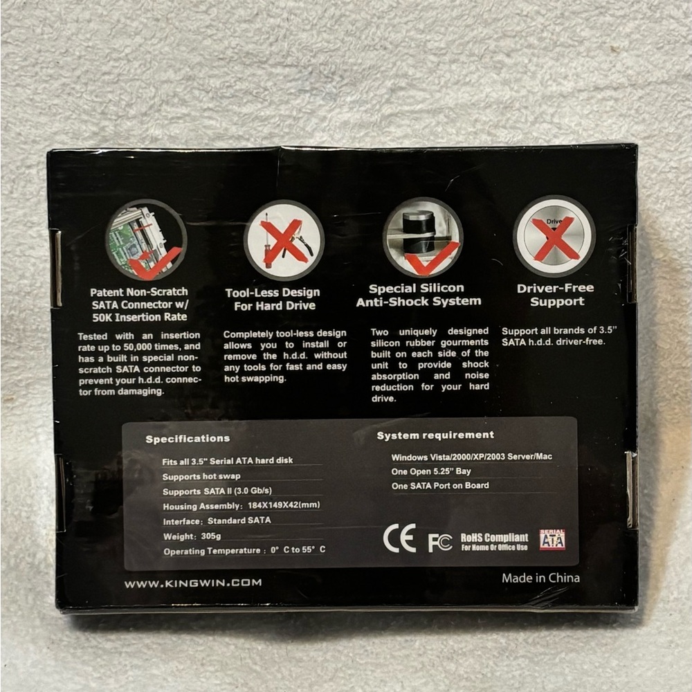 Kingwin Black 3.5" Internal Tray-Less Hot Swap Rack - Picture 2 of 3